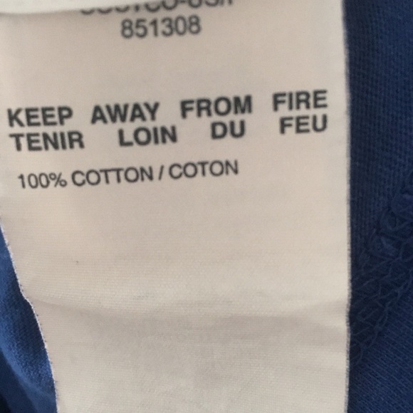 CLASSIC PUMA STYLE ALERT! 👕 Puma Logo Tee - Medium (Unisex) - Picture 15 of 16